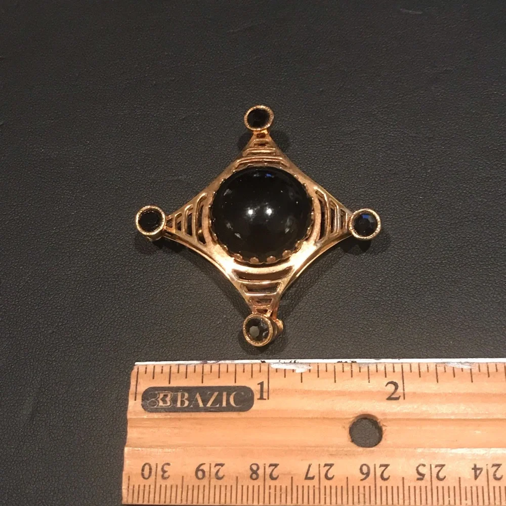 Art Deco Brooch Estate Find - Picture 5 of 8